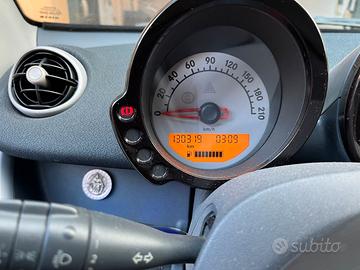 Sto vendendo una  Smart Forfour