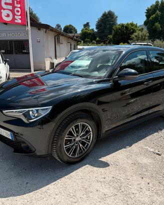 Alfa Romeo Stelvio 2.2 Turbodiesel 190 CV AT8 Q4 B
