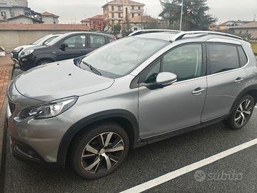 Peugeot 2008 allure.