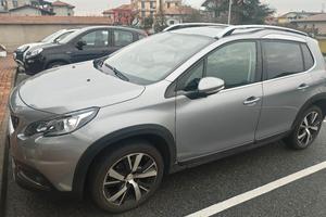 Peugeot 2008 allure.