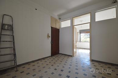 Via del santo - bivani da ristrutturare