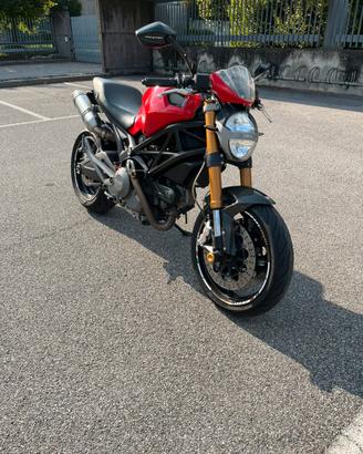 Ducati Monster 696 A2