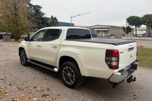 Mitsubishi L200 2.3 DI-D Double Cab Intense