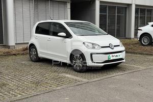VOLKSWAGEN e-up! 82 CV