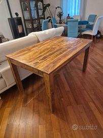 Tavolo Allungabile in legno massiccio