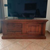 Vetrina e cassapanca