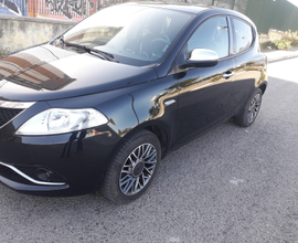 Lancia ypsilon benzina-gpl ecochic platinum 69cv