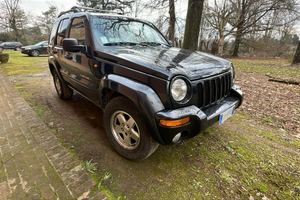 Jeep cherokee kj / liberty