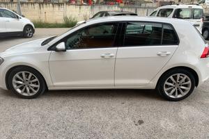 Volkswagen Golf 1.6 TDI 110 CV 5p. Highline BlueMo
