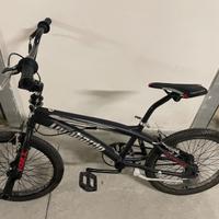 bmx e due bici da bambino