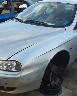 Alfa Romeo 156 - Solo per pezzi di ricambio