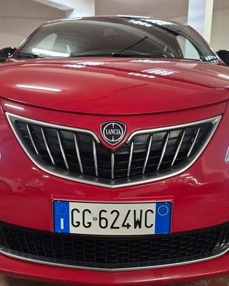 Lancia Ypsilon 1.2 69 CV 5 porte GPL Ecochic Silve