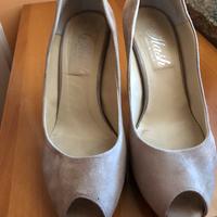 Decolte’ aperte avanti