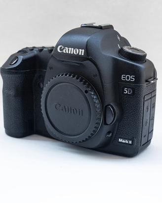 CANON EOS 5D MARK II + 28mm 2.8