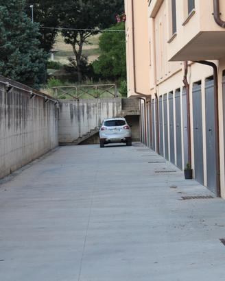 Garage con ingresso indipendente