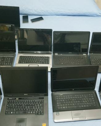Lotto notebook per ricambi 