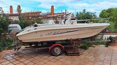 Schizzo 5,65 con motore e carrello