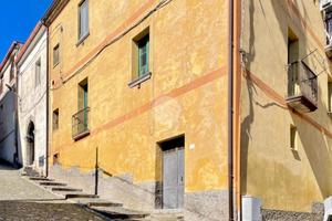 4 LOCALI A TORRE ORSAIA