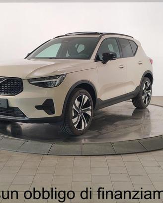 VOLVO Xc40 B3 Mild Hybrid Automatico Ultra Dark