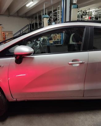 Porta anteriore sx nuda KIA RIO del 2013