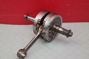 ALBERO MOTORE YAMAHA YZ 125 1999 1998 YZ125 1997 1