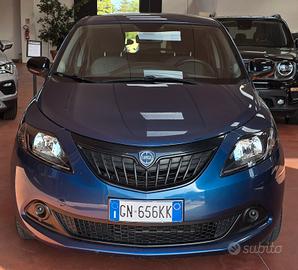 Lancia Ypsilon 1.0 FireFly Hybrid 70 CV Silver – E