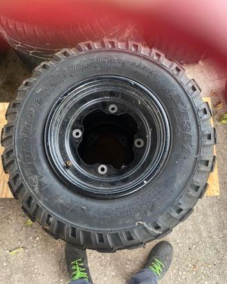GOMME ANTERIORI PER QUAD CON CERCHI AT21X7R10