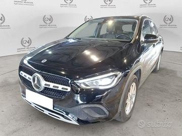 Mercedes-Benz GLA 200 d Automatic Business Extra