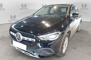 Mercedes-Benz GLA 200 d Automatic Business Extra