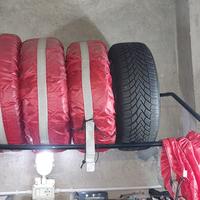 4 Ruote invernali complete Clio 4 serie 250 tratta