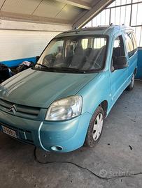 Berlingo benzina 1.4 marciante clima  5 posti