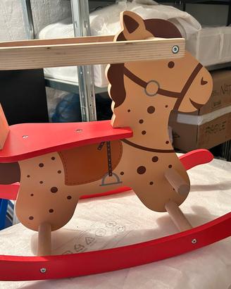 Cavallo a dondolo in legno naturale