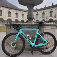 bici BIANCHI ARIA DISC ULTEGRA 11v anno 2021