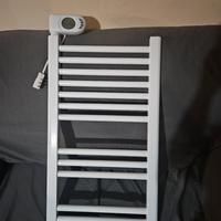 Scaldasalviette elettrico con termostato digitale 