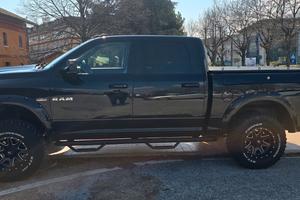 dodge Ram 1500 5700cc big