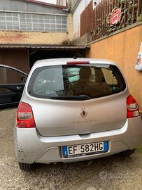 Renault Twingo 2 2010 INCIDENTATA -103.919km