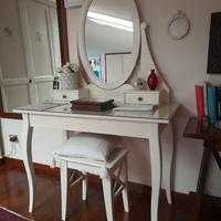 Tavolo toeletta shabby con specchio