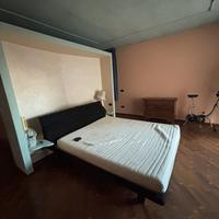 Letto matrimoniale con materasso