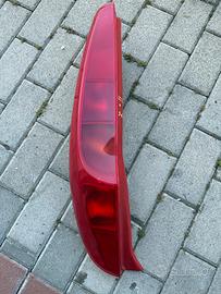 Fanale posteriore sx  punto seconda serie