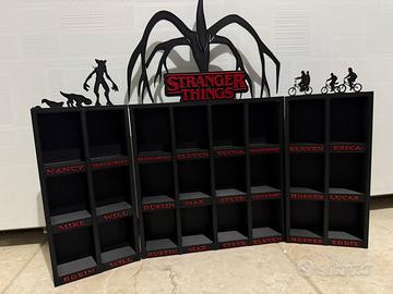 Espositore stranger things kinder joy con supporti