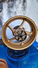 Cerchio posteriore yamaha R1