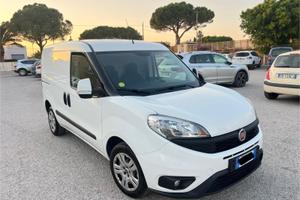 Fiat doblo 1.6 105cv 3 posti diesel anno 12/2017