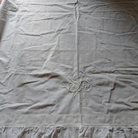 lenzuolo ricamato per lettino 