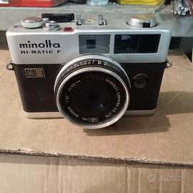 macchina fotografica  Minolta rullino 