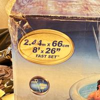 Piscina tonda Besteay