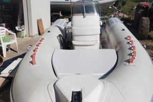 gommone bat 5.90  e motore 