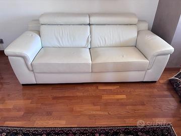 Divano letto in pelle