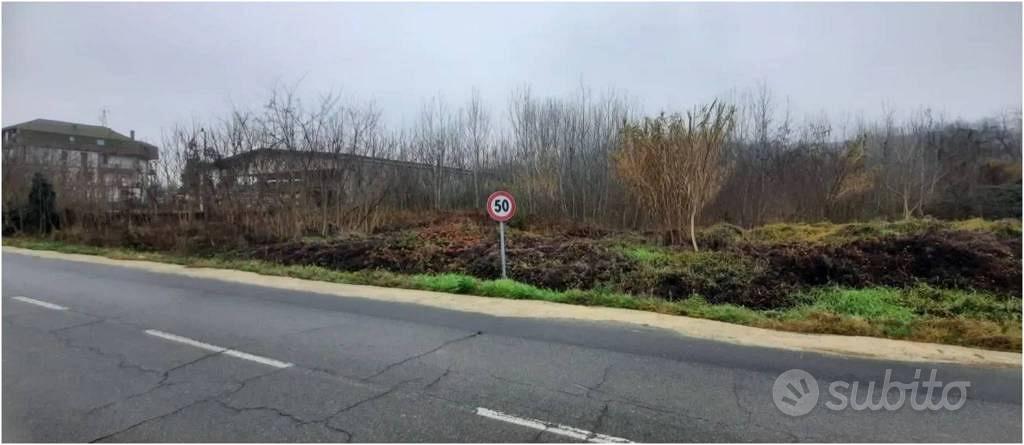 Immobile in asta di 2870 m² a Strevi - Vista 2