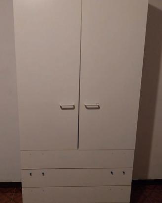 armadio con cassetti