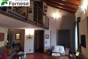Attico / Mansarda di 210 m² con 5 locali e box aut
